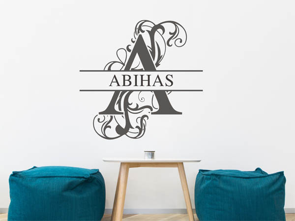 Wandtattoo verschnörkelter Buchstabe A mit Abihas