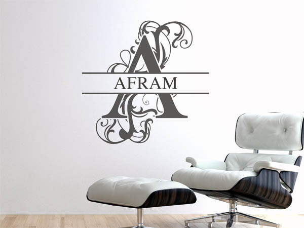 Wandtattoo verschnörkelter Buchstabe A mit Afram