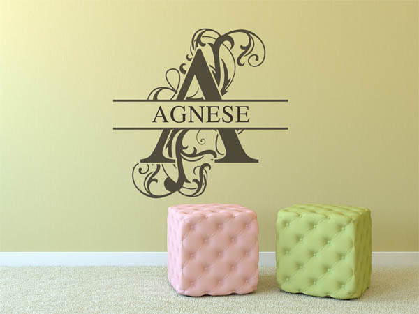 Wandtattoo verschnörkelter Buchstabe A mit Agnese
