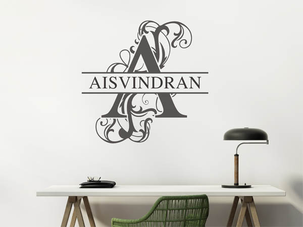 Wandtattoo verschnörkelter Buchstabe A mit Aisvindran