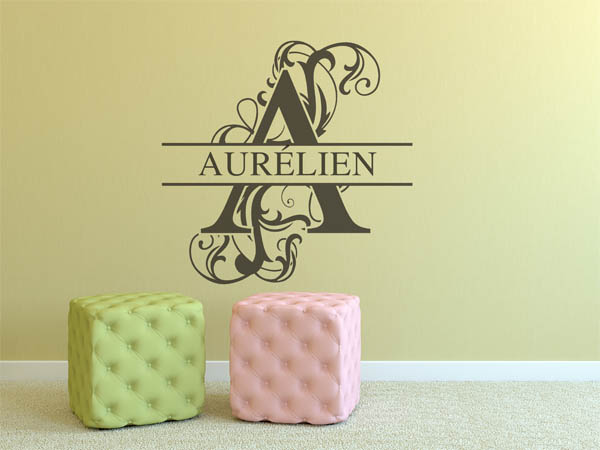 Wandtattoo verschnörkelter Buchstabe A mit Aurélien