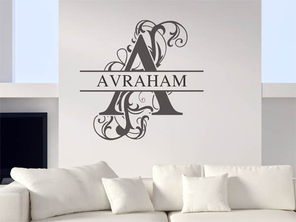 Wandtattoo verschnörkelter Buchstabe A mit Avraham