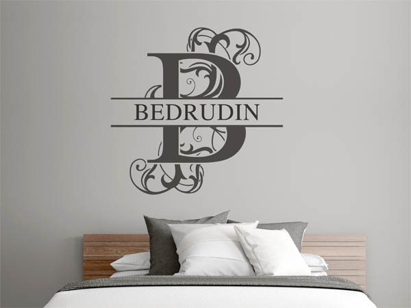 Wandtattoo verschnörkelter Buchstabe B mit Bedrudin