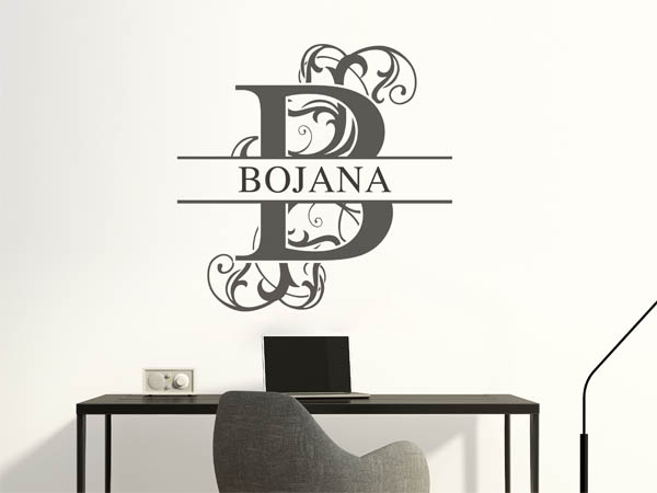 Wandtattoo verschnörkelter Buchstabe B mit Bojana