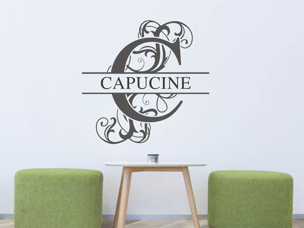 Wandtattoo verschnörkelter Buchstabe C mit Capucine