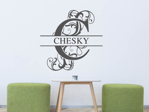 Wandtattoo verschnörkelter Buchstabe C mit Chesky