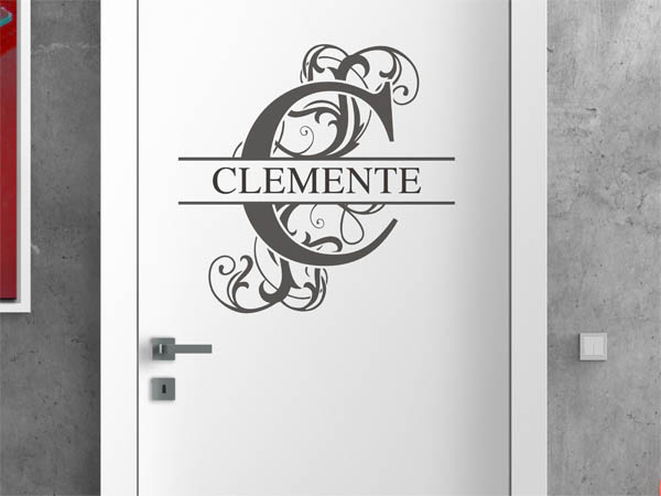 Wandtattoo verschnörkelter Buchstabe C mit Clemente