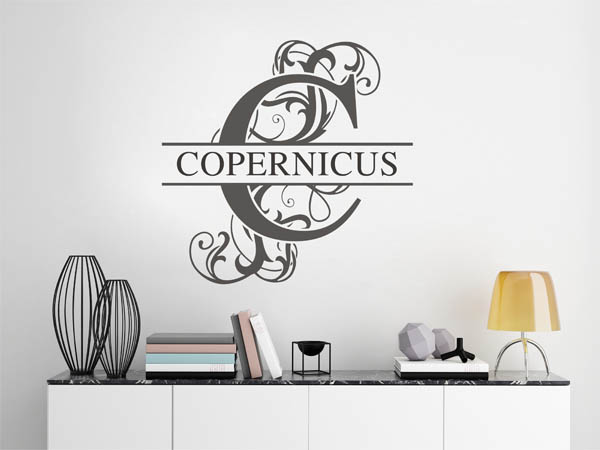 Wandtattoo verschnörkelter Buchstabe C mit Copernicus