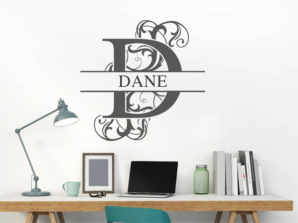 Wandtattoo verschnörkelter Buchstabe D mit Dane