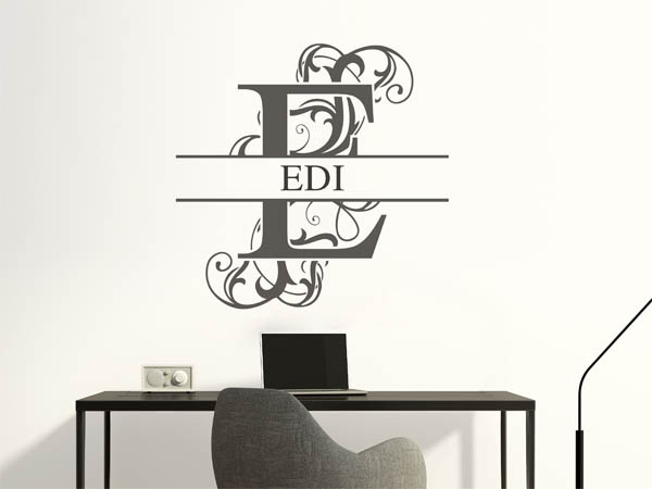 Wandtattoo verschnörkelter Buchstabe E mit Edi