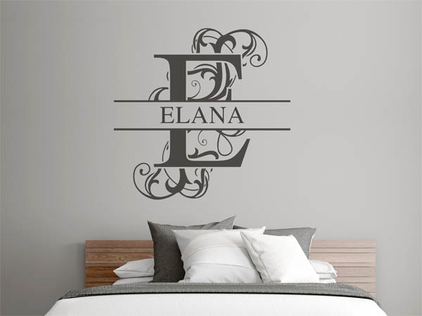 Wandtattoo verschnörkelter Buchstabe E mit Elana