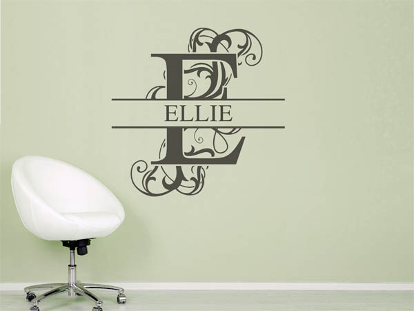 Wandtattoo verschnörkelter Buchstabe E mit Ellie