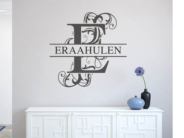 Wandtattoo verschnörkelter Buchstabe E mit Eraahulen
