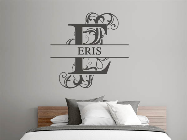 Wandtattoo verschnörkelter Buchstabe E mit Eris