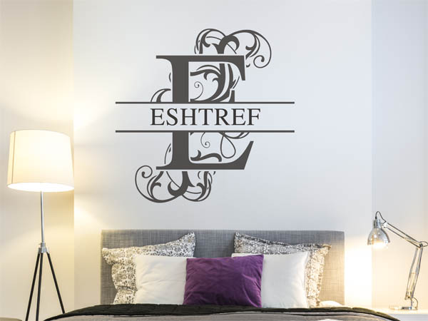 Wandtattoo verschnörkelter Buchstabe E mit Eshtref