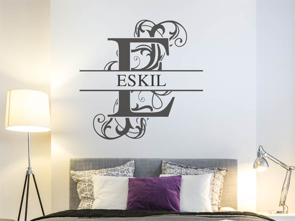 Wandtattoo verschnörkelter Buchstabe E mit Eskil