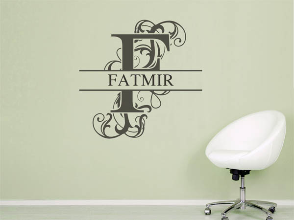 Wandtattoo verschnörkelter Buchstabe F mit Fatmir