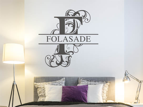 Wandtattoo verschnörkelter Buchstabe F mit Folasade