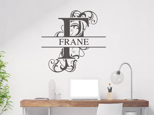 Wandtattoo verschnörkelter Buchstabe F mit Frane
