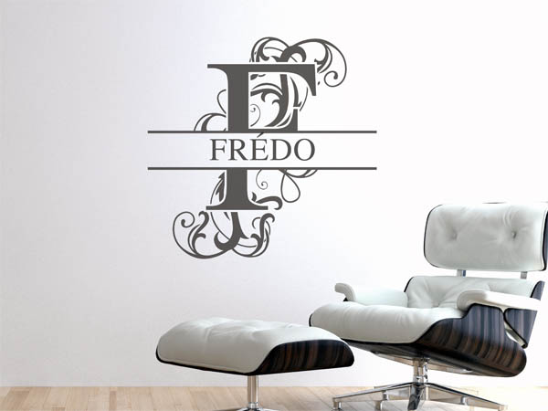 Wandtattoo verschnörkelter Buchstabe F mit Frédo