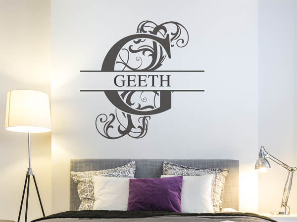 Wandtattoo verschnörkelter Buchstabe G mit Geeth