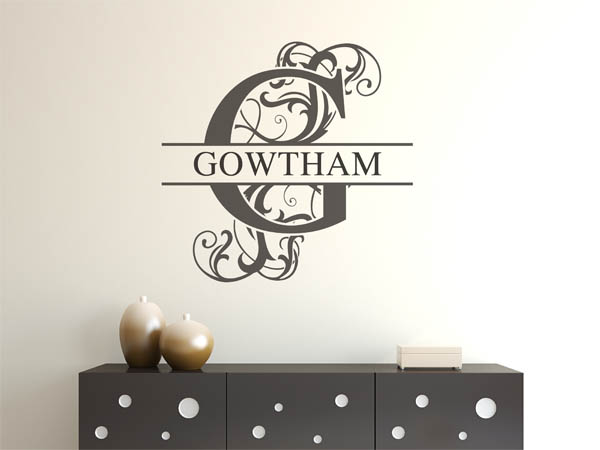 Wandtattoo verschnörkelter Buchstabe G mit Gowtham