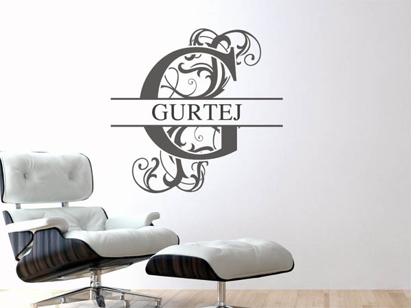 Wandtattoo verschnörkelter Buchstabe G mit Gurtej