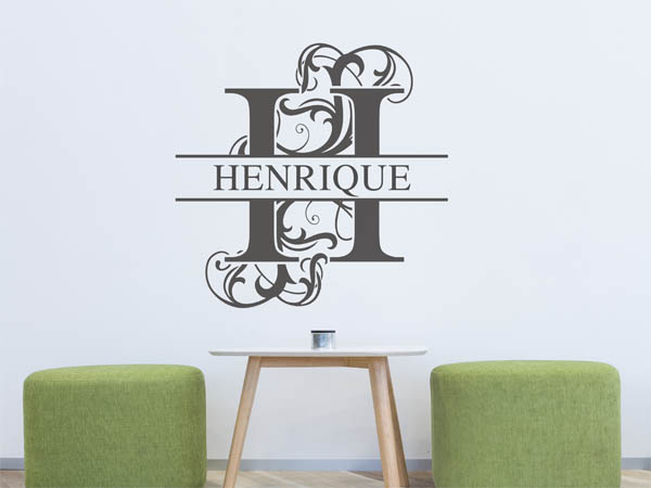 Wandtattoo verschnörkelter Buchstabe H mit Henrique