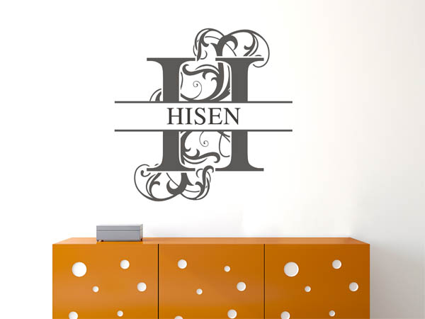 Wandtattoo verschnörkelter Buchstabe H mit Hisen