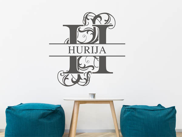 Wandtattoo verschnörkelter Buchstabe H mit Hurija