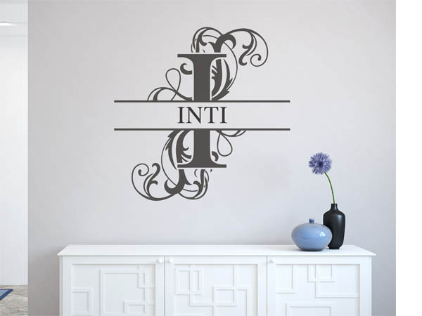 Wandtattoo verschnörkelter Buchstabe I mit Inti