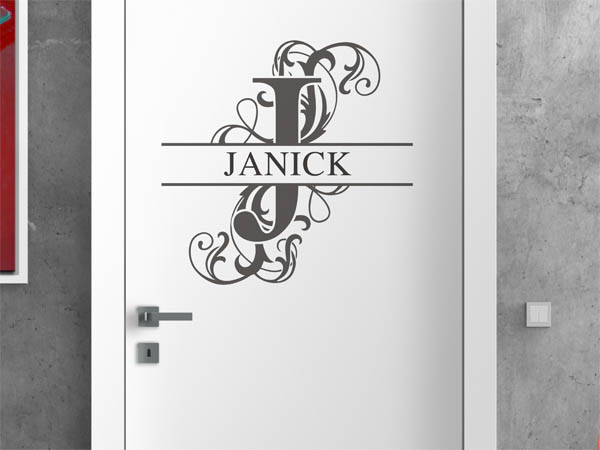 Wandtattoo verschnörkelter Buchstabe J mit Janick