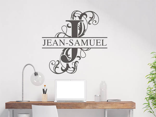 Wandtattoo verschnörkelter Buchstabe J mit Jean-Samuel