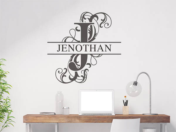 Wandtattoo verschnörkelter Buchstabe J mit Jenothan
