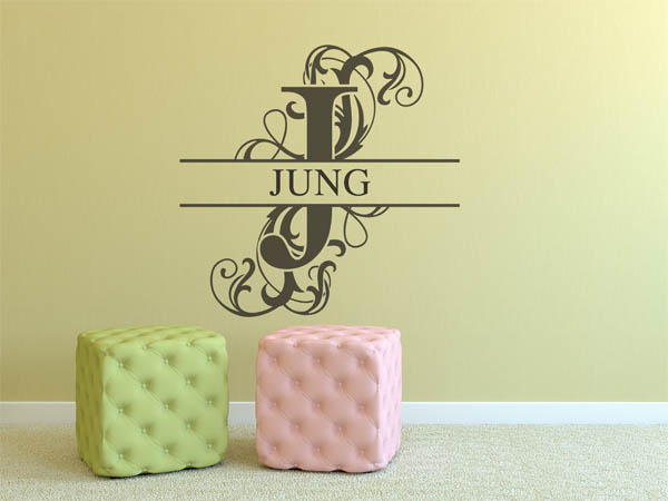 Wandtattoo verschnörkelter Buchstabe J mit Jung