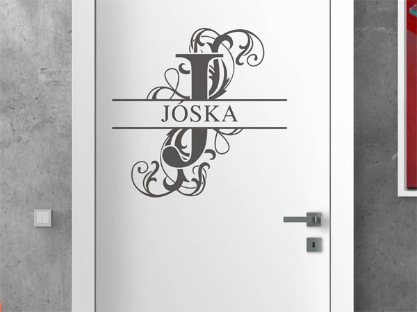 Wandtattoo verschnörkelter Buchstabe J mit Jóska