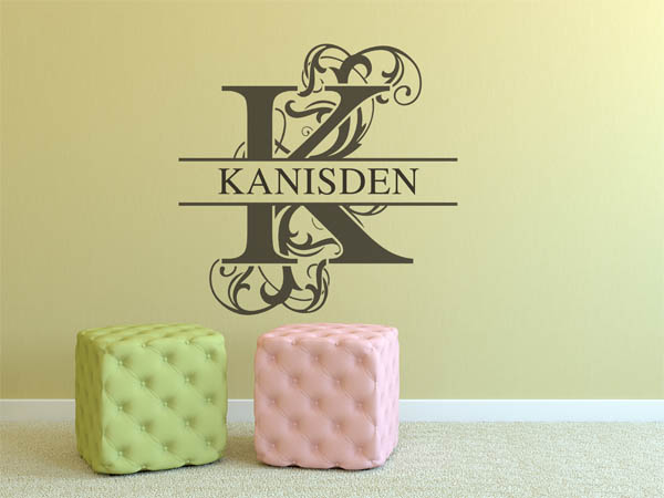 Wandtattoo verschnörkelter Buchstabe K mit Kanisden