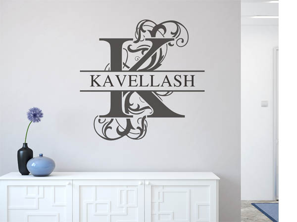 Wandtattoo verschnörkelter Buchstabe K mit Kavellash