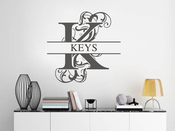 Wandtattoo verschnörkelter Buchstabe K mit Keys