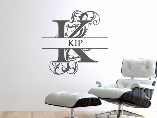 Wandtattoo verschnörkelter Buchstabe K mit Kip