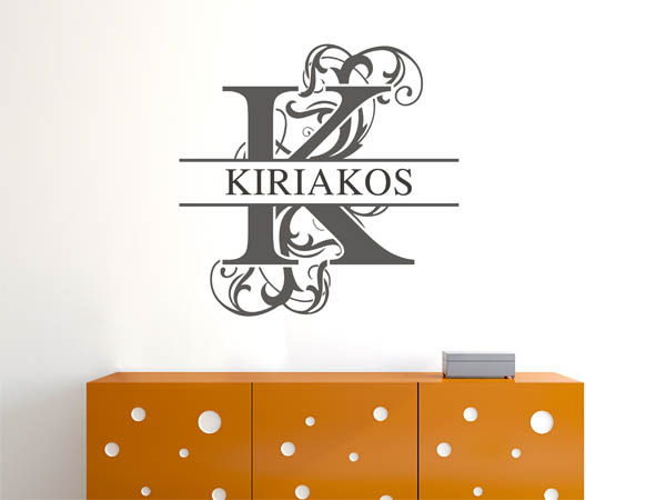 Wandtattoo verschnörkelter Buchstabe K mit Kiriakos