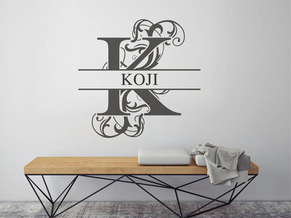 Wandtattoo verschnörkelter Buchstabe K mit Koji