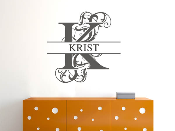 Wandtattoo verschnörkelter Buchstabe K mit Krist