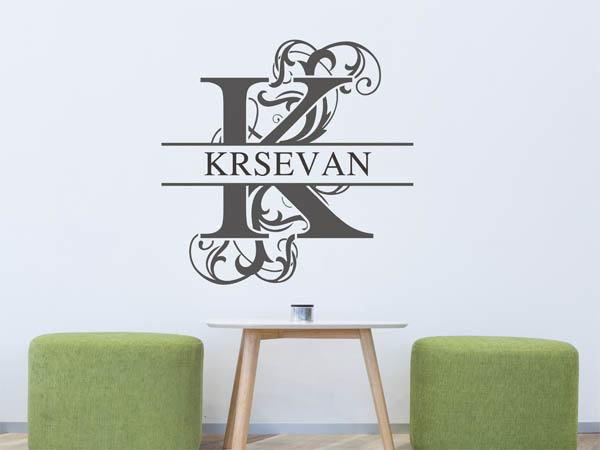 Wandtattoo verschnörkelter Buchstabe K mit Krsevan