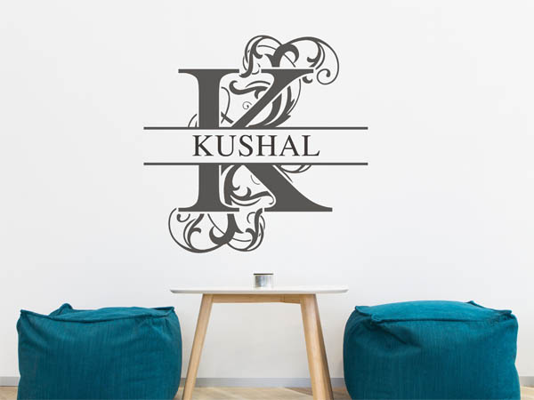 Wandtattoo verschnörkelter Buchstabe K mit Kushal