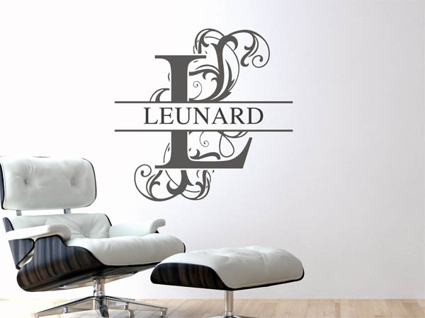 Wandtattoo verschnörkelter Buchstabe L mit Leunard
