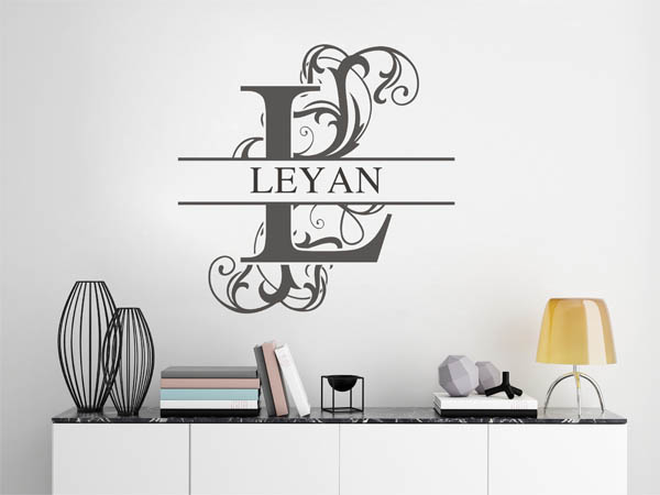 Wandtattoo verschnörkelter Buchstabe L mit Leyan