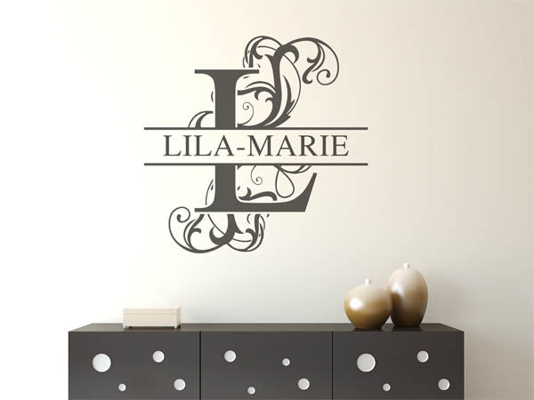 Wandtattoo verschnörkelter Buchstabe L mit Lila-Marie