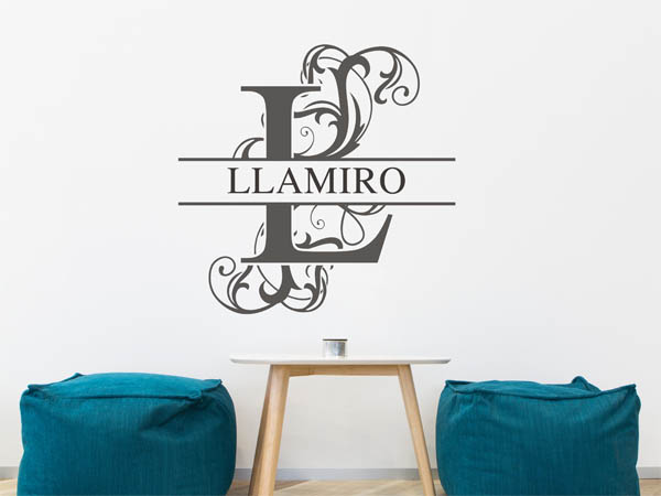 Wandtattoo verschnörkelter Buchstabe L mit Llamiro