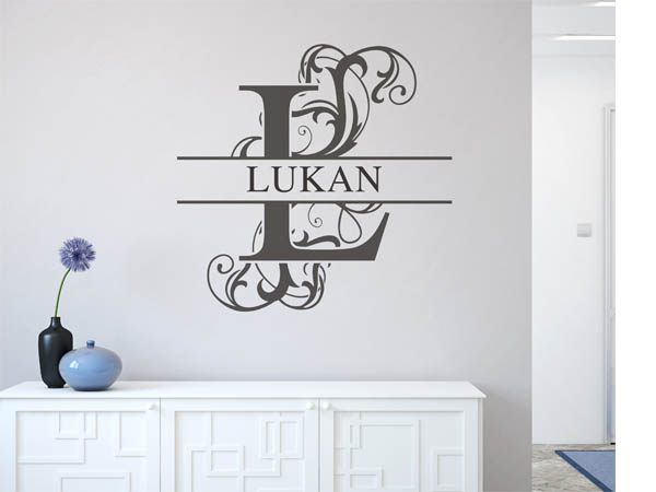 Wandtattoo verschnörkelter Buchstabe L mit Lukan
